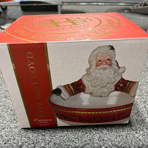Fitz & Floyd Crimson Candy Nut Bowl Handcrafted Hand Painted 2016 Santa Holiday - Picture 1 of 6